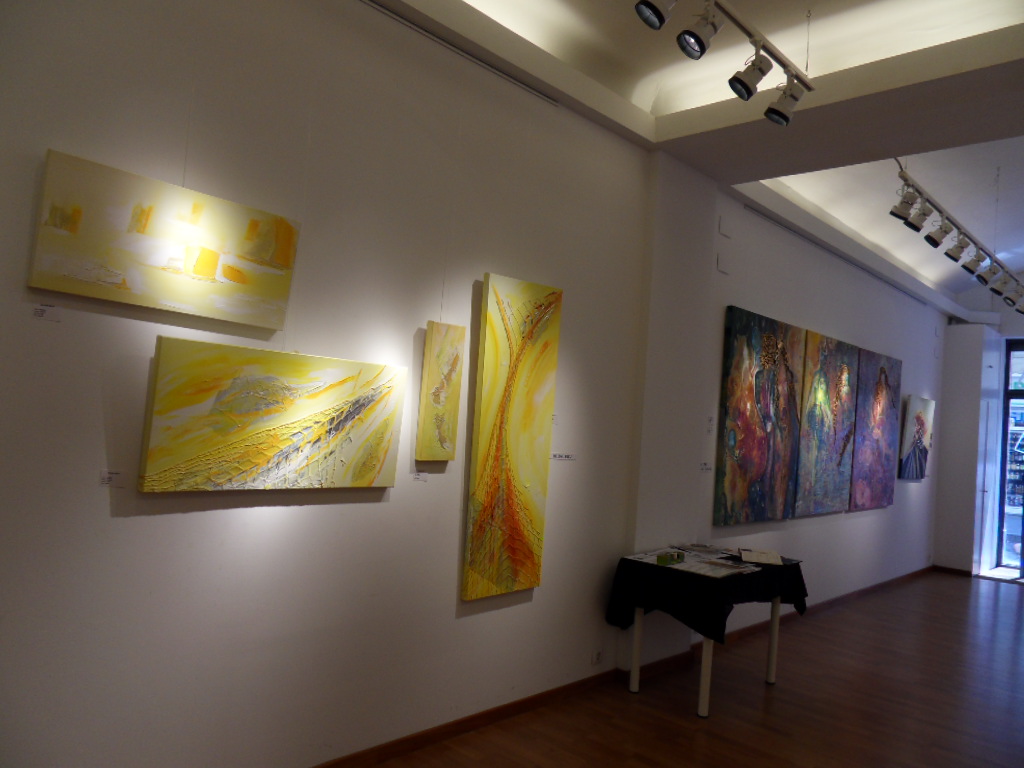 Espagne Barcelone Face Au Palais Guell